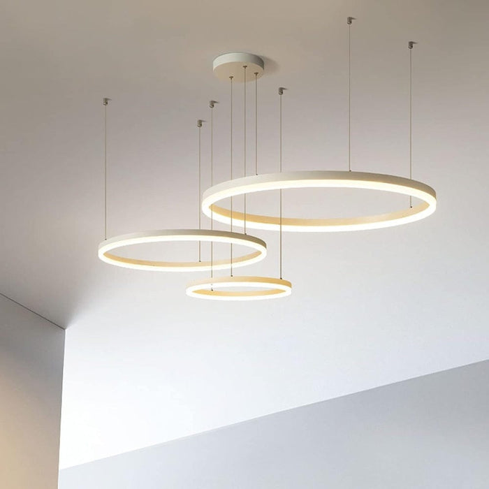 ثريا بيضاء بثلاث حلقات (متوسطة)